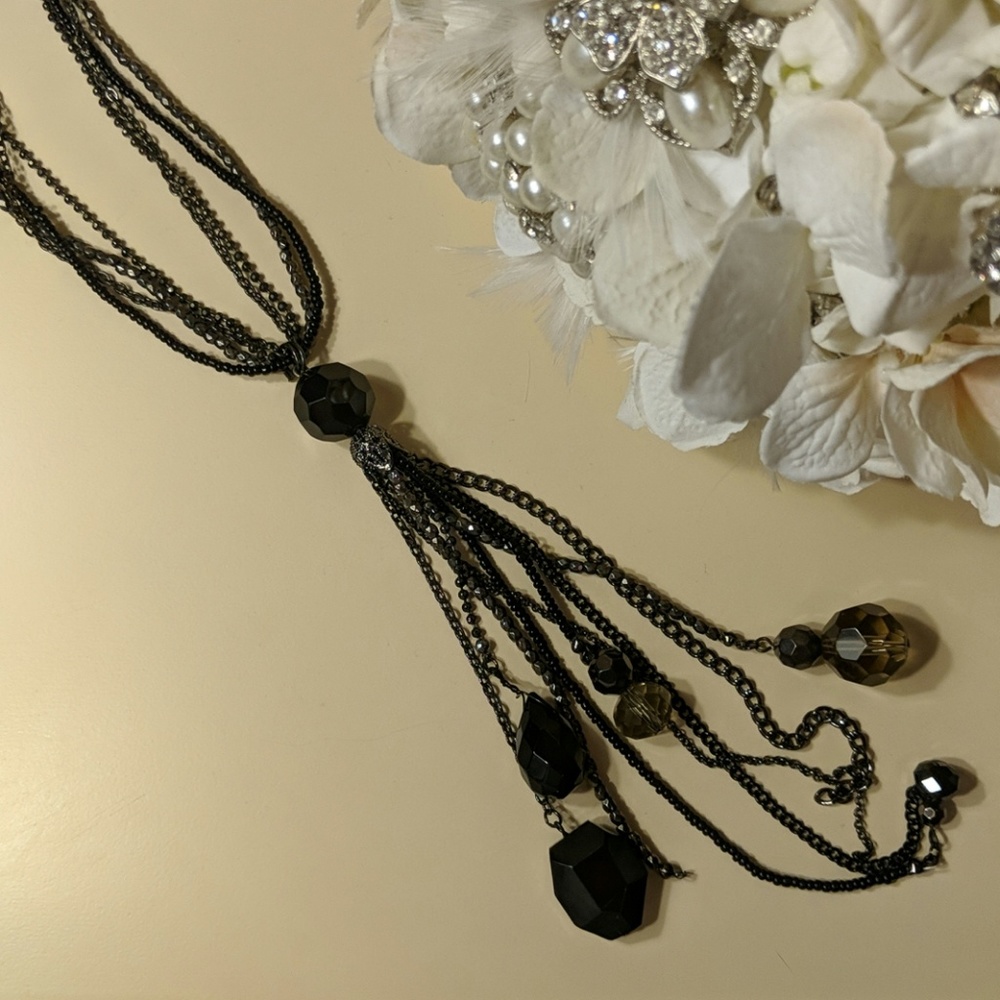 🖤 NWOT Black & Grey Beaded Tassel Necklace
